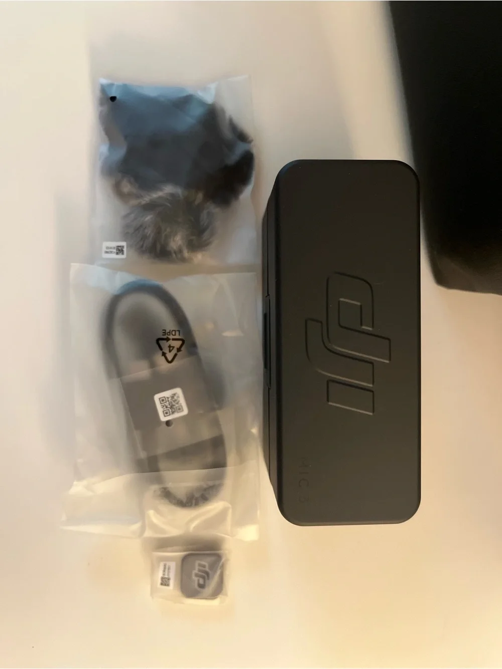 DJI Mic 3 Wireless Dual-Transmitter System (2TX and 1RX)